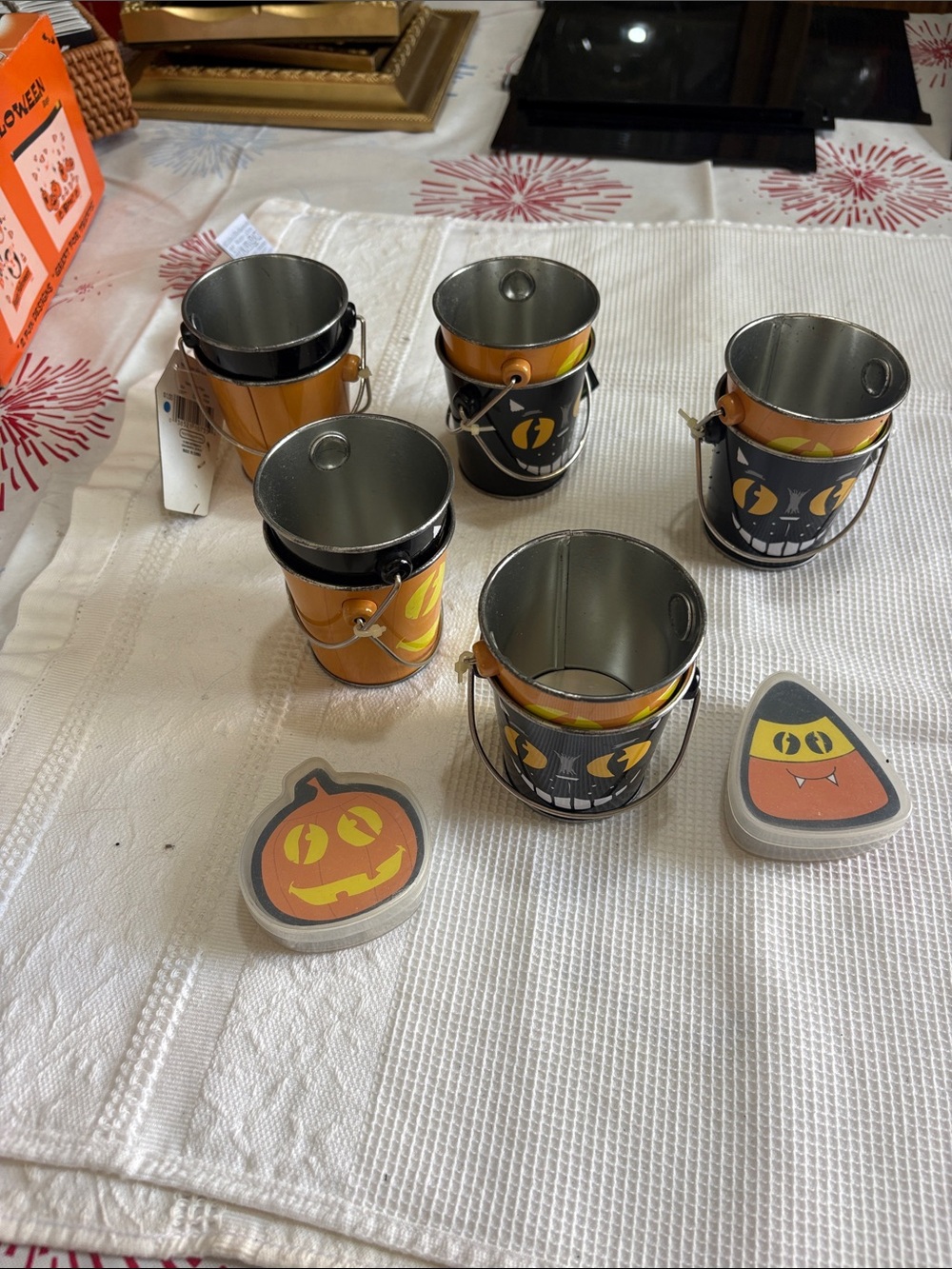 Halloween party favors